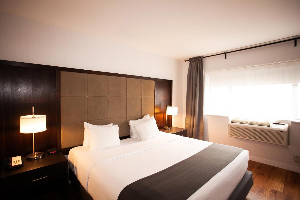 Hotel Newstar モントリオール エクステリア 写真