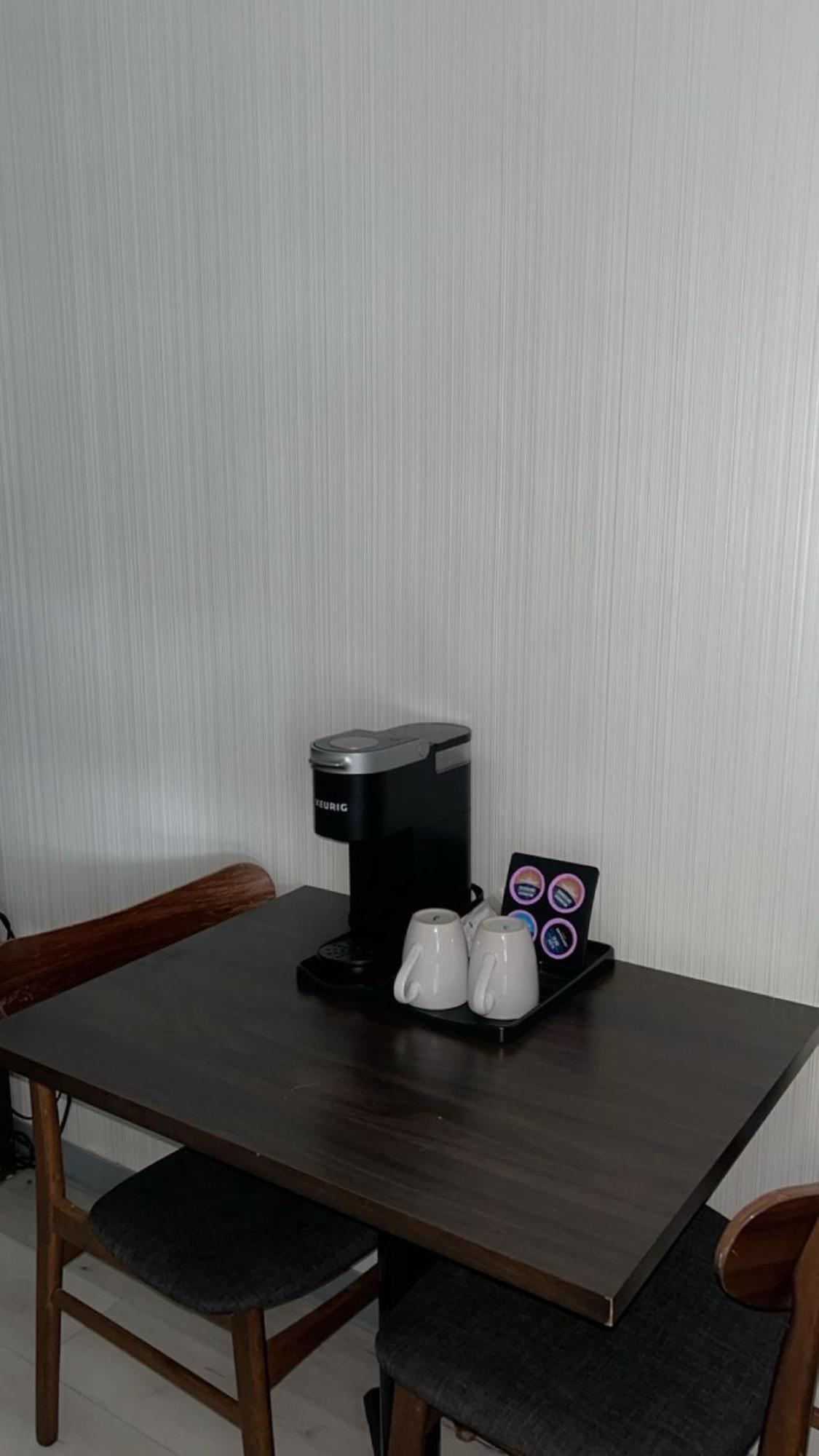 Hotel Newstar モントリオール エクステリア 写真