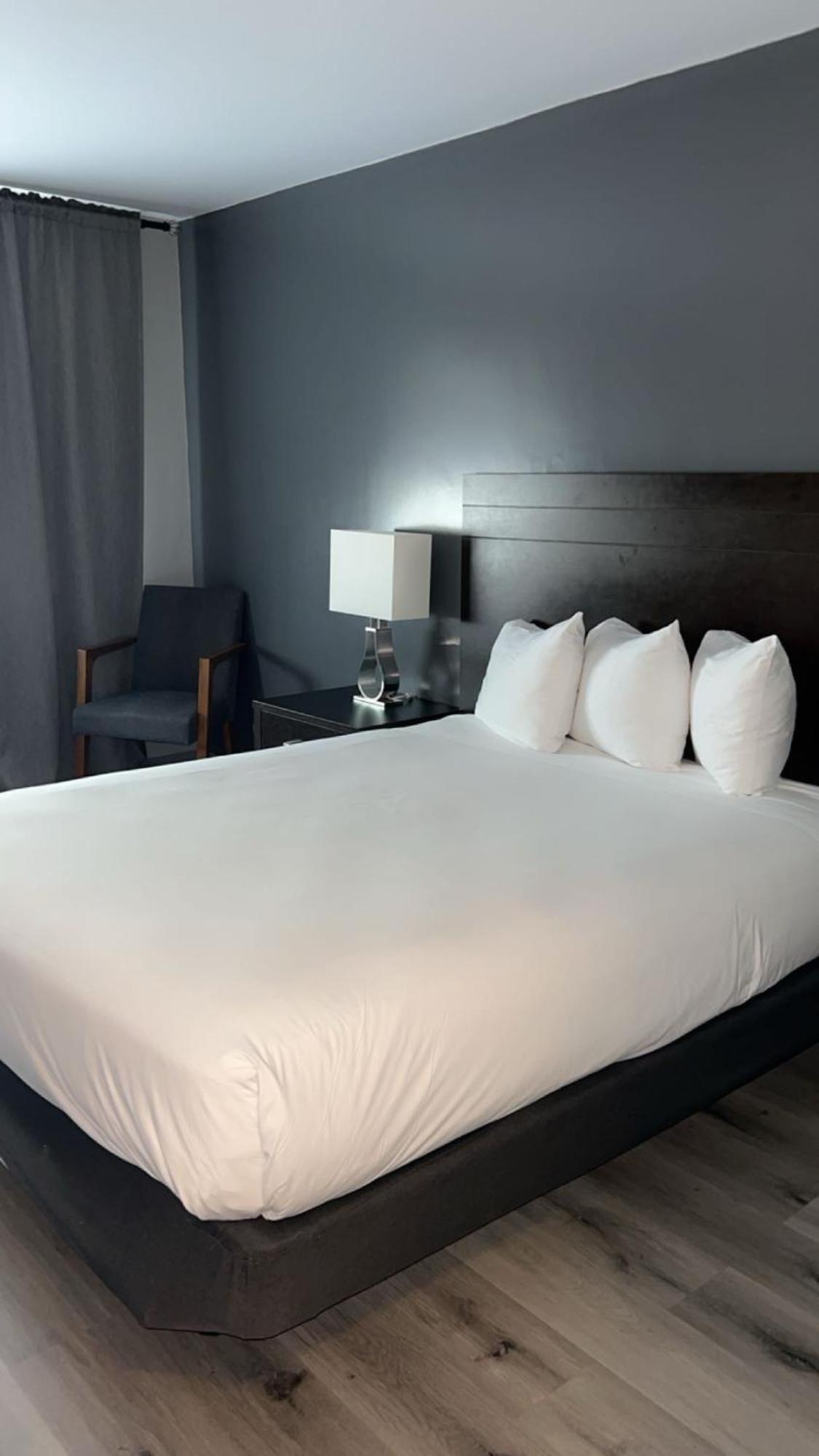 Hotel Newstar モントリオール エクステリア 写真